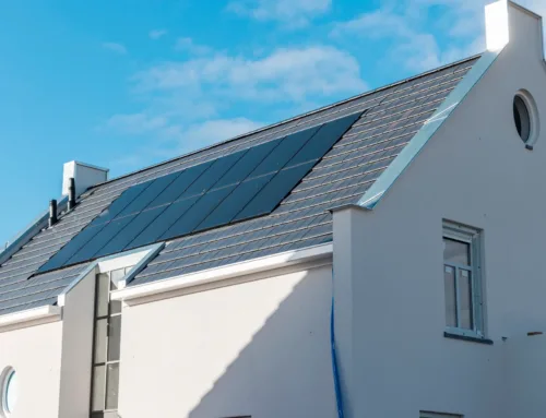 Does Homeowners Insurance Cover Solar Panel Removal for Roof Replacement?